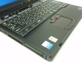 YiAGRs[^[IÁyEcoputer BeanszIBM@ThinkPad@T40@2373-B2JC[oCD22HWZbg